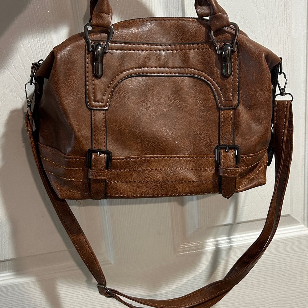 Elegant Brown Leather Handbag